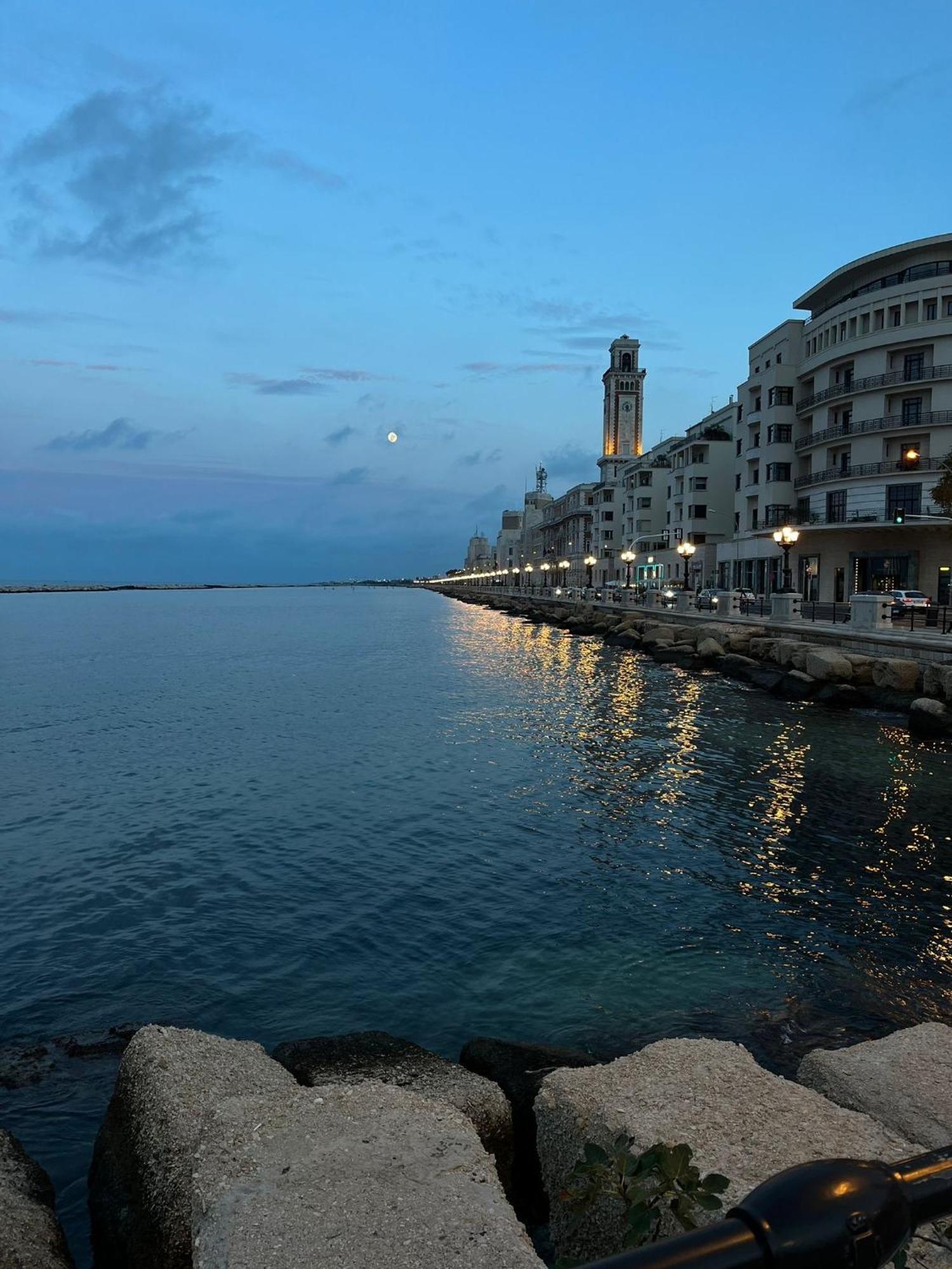 Ground Stone Apartamento Bari Exterior foto