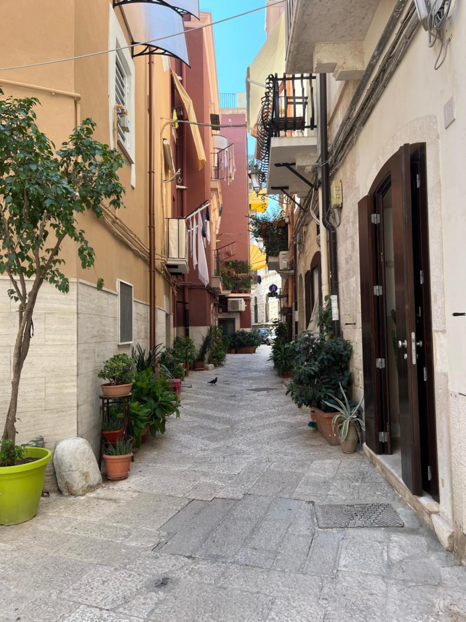 Ground Stone Apartamento Bari Exterior foto