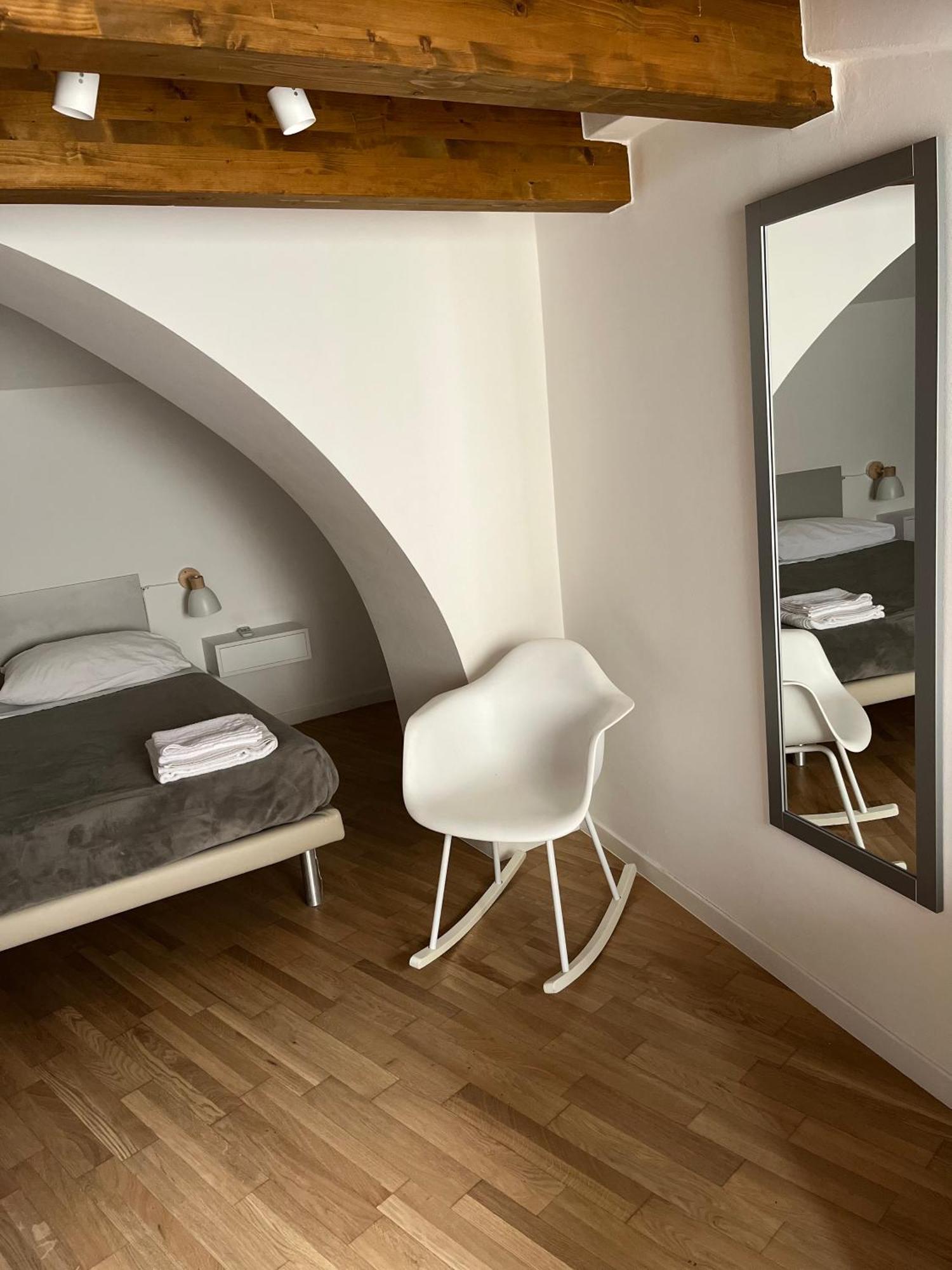 Ground Stone Apartamento Bari Exterior foto