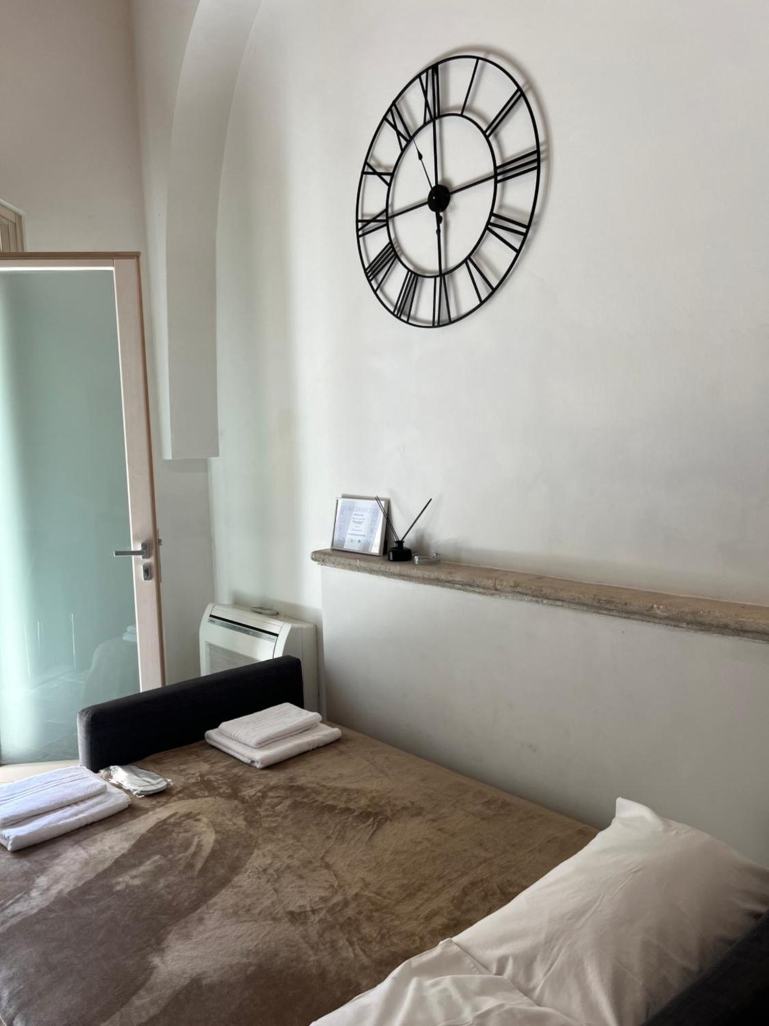 Ground Stone Apartamento Bari Exterior foto